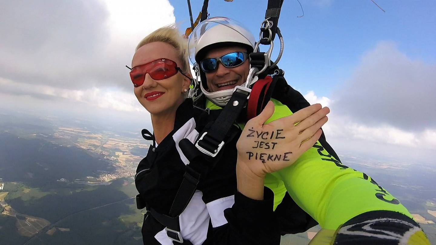 Życie jest piękne - Skok w tandemie