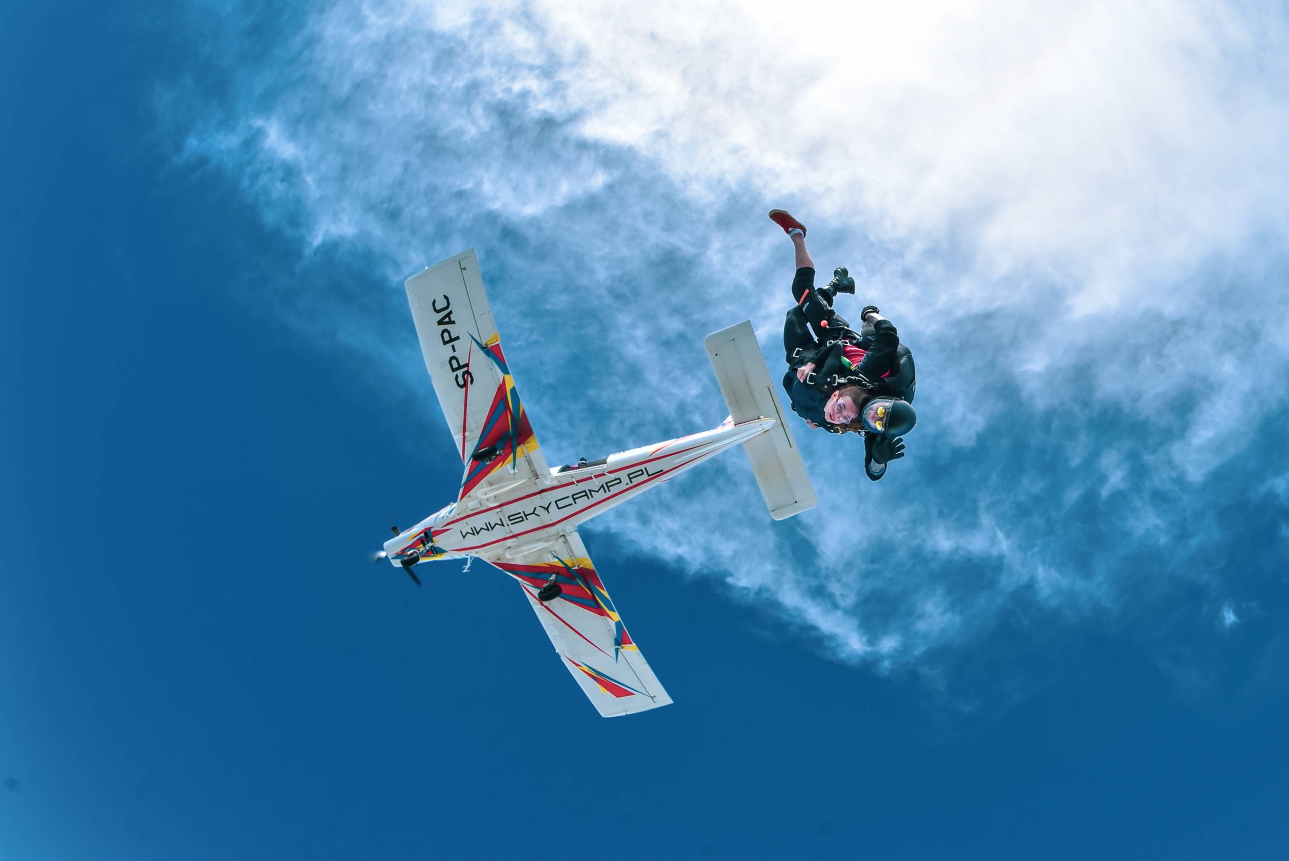 Skok spadochronowy w tandemie z instruktorem w Kobylnicy k. Poznania + film i zdjęcia - obrazek 3