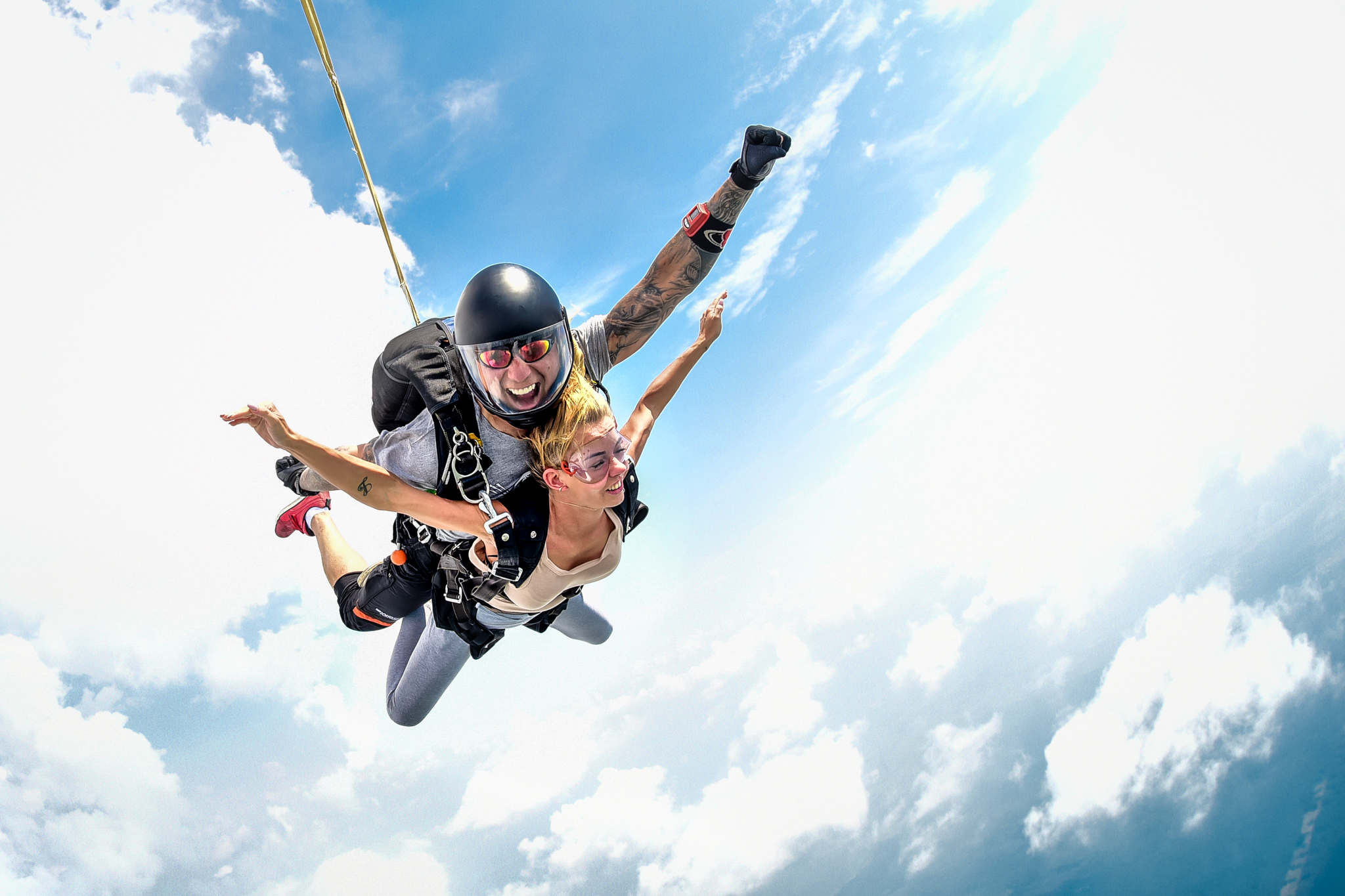 Skok spadochronowy w tandemie z instruktorem w Kobylnicy k. Poznania + film i zdjęcia - obrazek 2