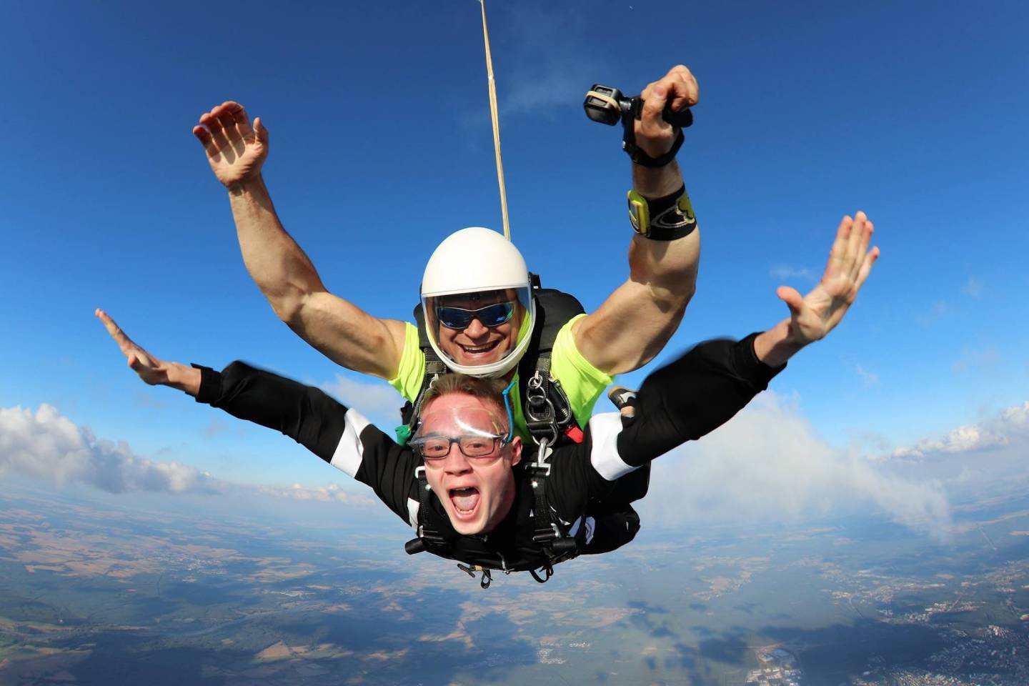 Prezent - skok spadochronowy