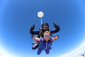 Skok spadochronowy Wrocław - прижок з парашутом вроцлав