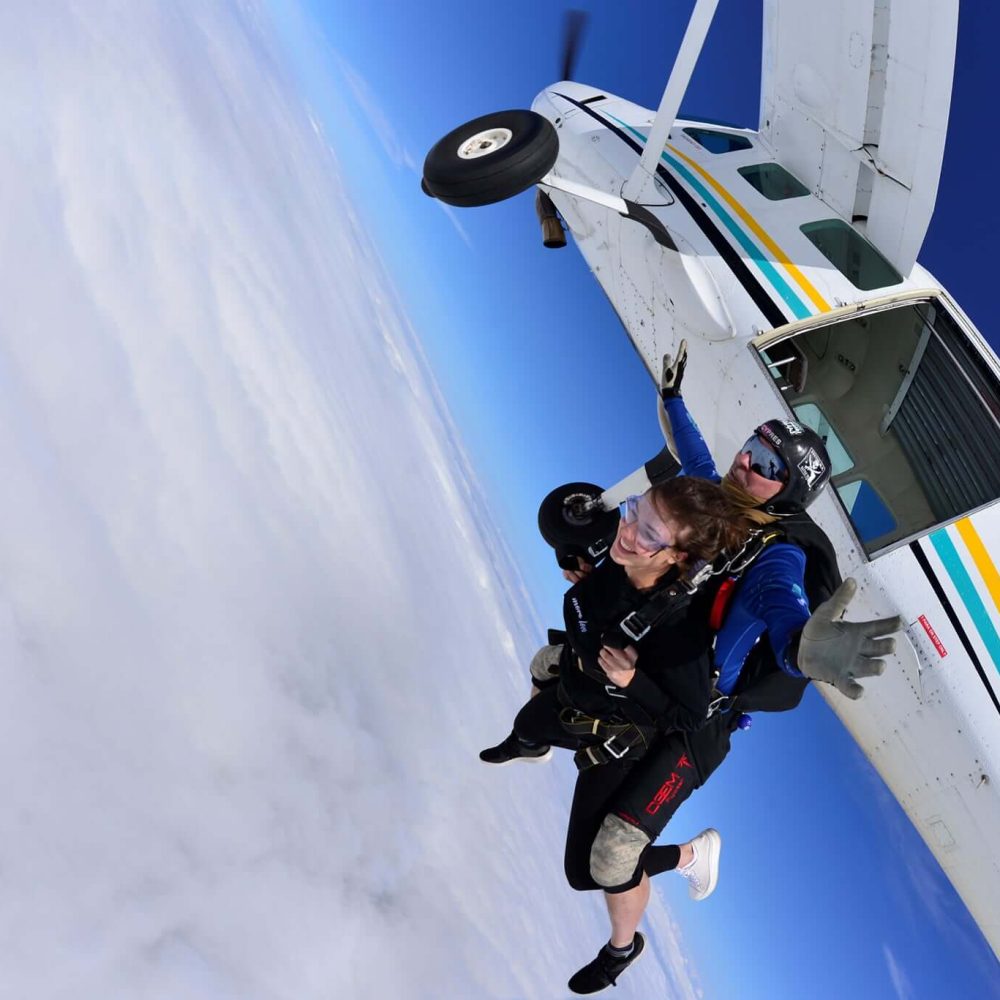 Skok spadochronowy w tandemie w Gdańsku